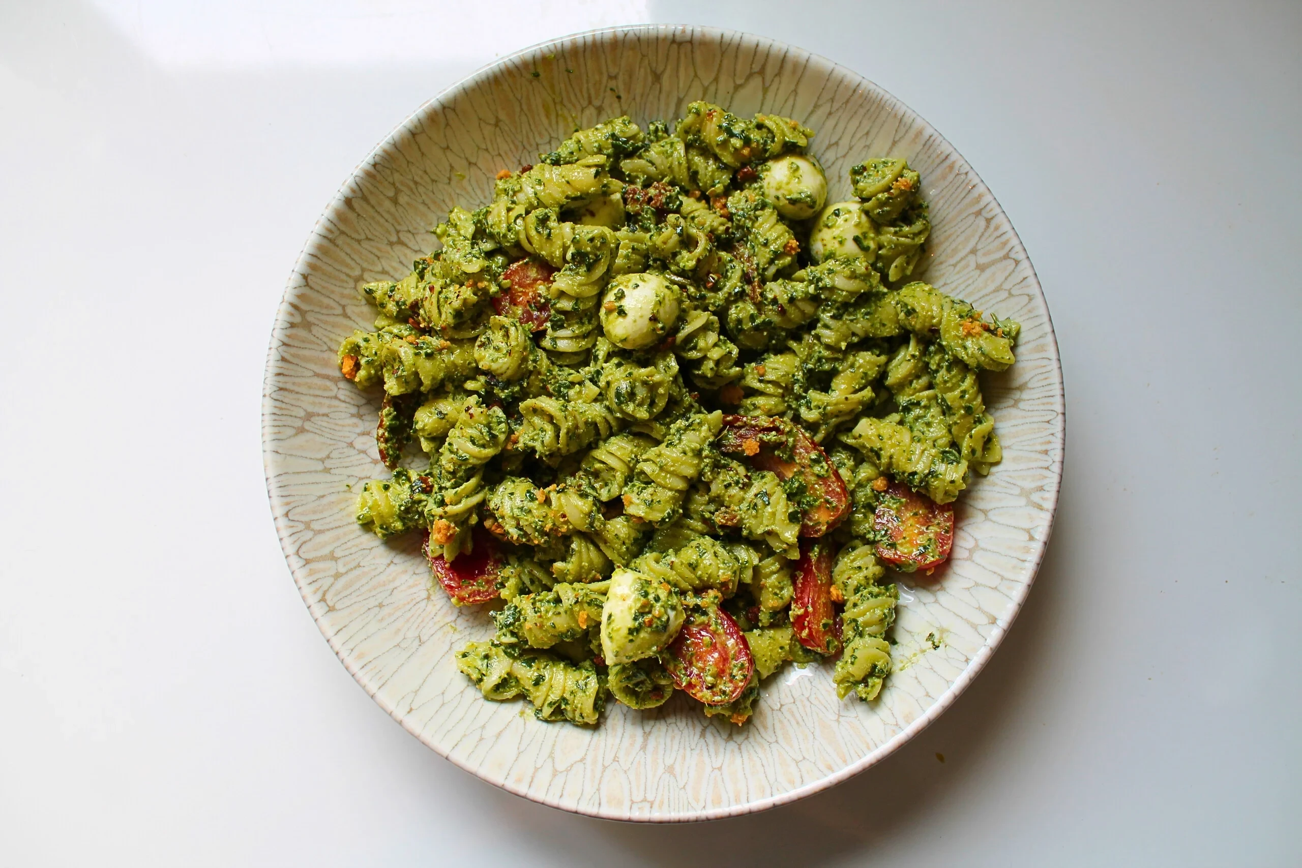Pâtes pesto vert avec tomates cerises